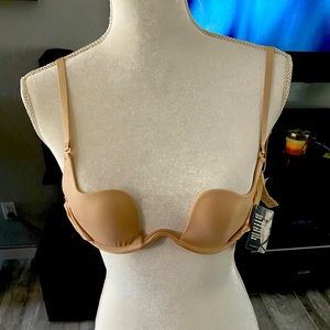 NWT- Victoria Secret Plunge Bra 32B